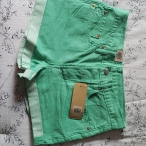Levis Jean's shorts